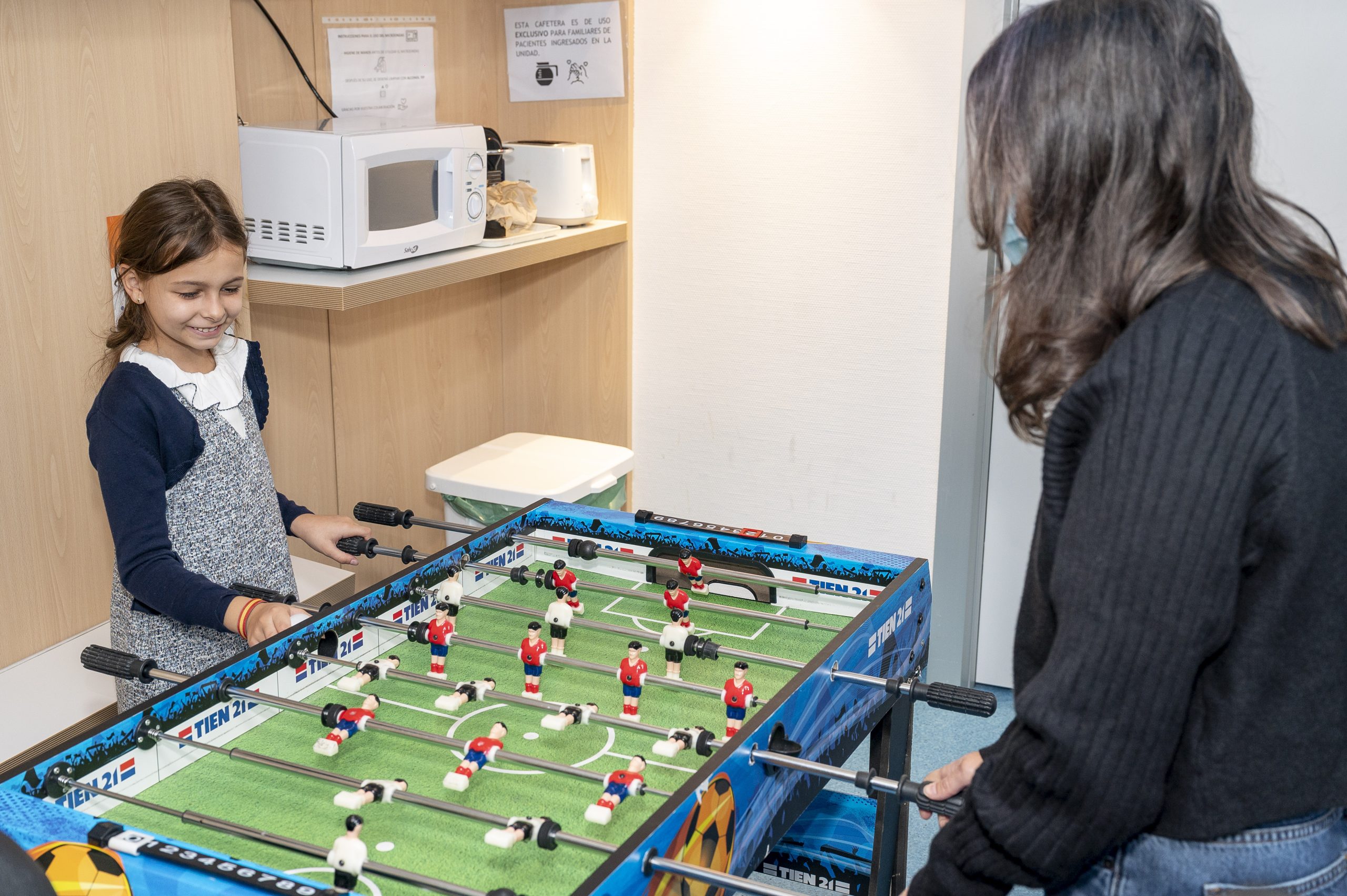 20251124 Entrega de placa de honos a la fundación Cris, por su lucha contra el cancer. Fotografía: MDP Media Studio/Goyo Conde