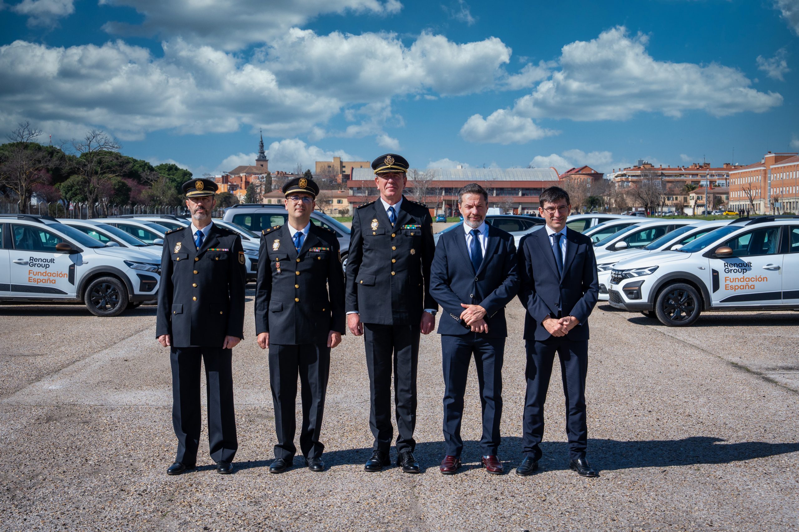 Entrega coches a policia 2026.02.27 06