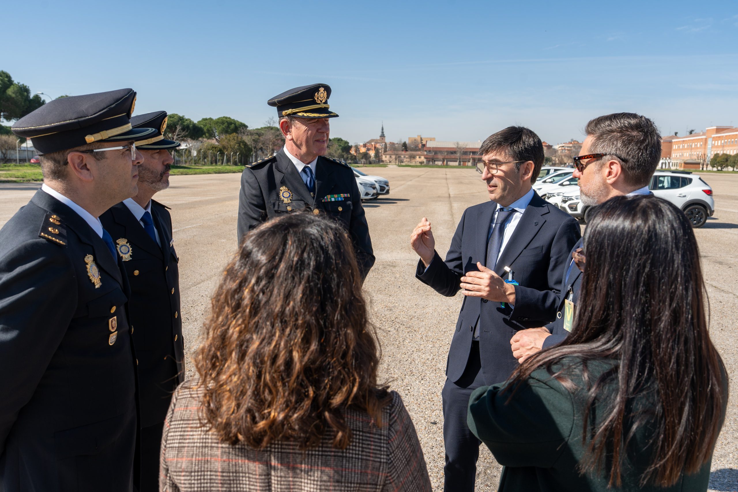 Entrega coches a policia 2026.02.27 17